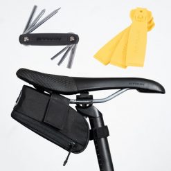 Zestaw z torbą rowerową pod siodło Btwin Easy M 0,6 l + Multitool + 3 łyżki do opon. Czarne torebki klasyczne damskie ROCKRIDER, bez wzorów, bez dodatków. Za 69.99 zł.