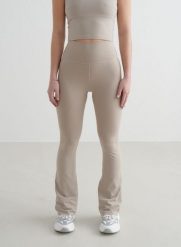 Damskie legginsy rozszerzane wysoki stan squat proof dla niskich Sense brązowe. Brązowe legginsy damskie Aim'n, s, bez wzorów, z elastanu. Za 339.00 zł.