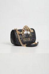 Torebka VERSACE JEANS COUTURE. Torebki klasyczne damskie Versace Jeans Couture, bez wzorów, z jeansu, bez dodatków. W wyprzedaży za 306.57 zł.