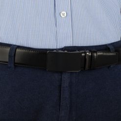 Pasek męski skórzany 3,5 cm klamra automatyczna Beltimore czarny 03-543 : Kolory - czarny, Rozmiar pasków - r.115-130 cm. Czarne paski męskie bez wzorów, ze skóry, wizytowe. Za 64.99 zł.