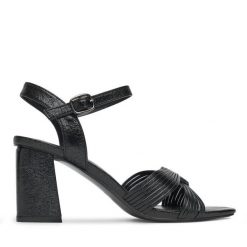 Sandały JENNY. Czarne sandały damskie Jenny, bez wzorów, bez obcasa, na słupku. Za 129.99 zł.
