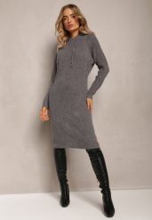 Ciemnoszara Wełniana Sukienka w Prążki z Kapturem Opiuda. Szare sukienki damskie Renee, na co dzień, bez wzorów, z wełny, eleganckie, bez kołnierzyka, bez ramiączek, midi, sportowe. W wyprzedaży za 95.99 zł.