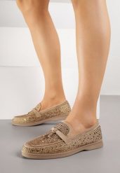 Ciemnobeżowe Mokasyny z Cyrkoniami i Ozdobami Distantsteam. Brązowe mokasyny damskie Renee, z jeansu. Za 99.99 zł.