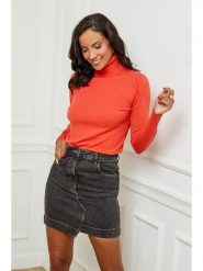 Soft Cashmere Golf w kolorze pomarańczowym rozmiar: 38/40. Pomarańczowe golfy damskie Soft Cashmere, bez wzorów, z kaszmiru, bez ramiączek. Za 122.09 zł.