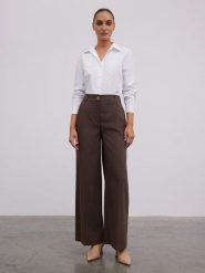 BGN Spodnie w kolorze brązowym rozmiar: 38. Brązowe spodnie materiałowe damskie BGN, bez wzorów, z materiału. Za 161.73 zł.