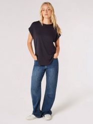 Apricot Koszulka w kolorze czarnym rozmiar: L. Czarne bluzki damskie Apricot, l, bez wzorów, bez kołnierzyka, bez ramiączek. Za 60.99 zł.