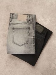 Jeansy bootcut z efektem sprania - jasnoszary. Szare jeansy męskie Reserved. Za 159.99 zł.