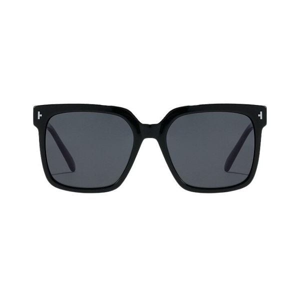 Okulary przeciwsłoneczne z polaryzacją Hawkers Euphoria. Czarne okulary przeciwsłoneczne damskie hawkers. W wyprzedaży za 252.10 zł.