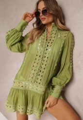 Zielona Koronkowa Tunika Pudełkowa z Falbaną Nawal. Zielone tuniki damskie Renee, z aplikacjami, z koronki, boho, bez kołnierzyka, bez ramiączek. Za 109.99 zł.