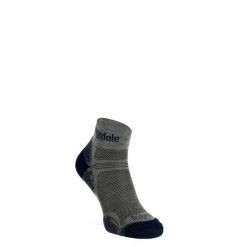 Skarpety turystyczne męskie Bridgedale Hike Ultralight Performance Ankle. Szare skarpetki męskie Scarpa, bez wzorów. Za 83.99 zł.