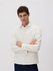 Strukturalna koszula comfort - biały. Białe koszule męskie Reserved, l, bez wzorów, z bawełny, bez kołnierzyka, bez ramiączek. Za 139.99 zł.