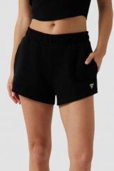 GUESS Czarne damskie szorty Primula. Czarne szorty damskie Guess, z aplikacjami. W wyprzedaży za 210.99 zł.