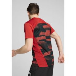 Męska koszulka przedmeczowa z krótkim rękawem AC Milan PUMA. Czarne t-shirty sportowe męskie Puma, m, bez ramiączek, do piłki nożnej. W wyprzedaży za 234.00 zł.