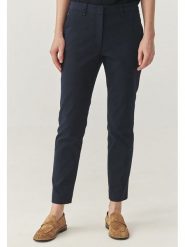 TATUUM Spodnie chino w kolorze granatowym rozmiar: 42. Niebieskie spodnie materiałowe damskie Tatuum, bez wzorów, z podwyższonym stanem. Za 175.26 zł.