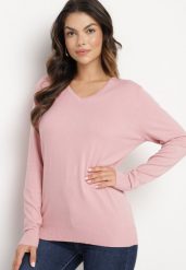 Różowy Sweter o Prostym Kroju z Dekoltem w Serek Sinorriel. Czerwone swetry klasyczne damskie Born2be, m, z jeansu, bez kołnierzyka. Za 44.99 zł.