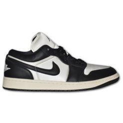 Buty Sportowe Air Jordan 1 Low SE. Czarne buty sportowe na co dzień damskie Jordan, bez wzorów. Za 530.00 zł.