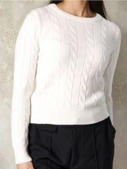 Strukturalny sweter - kremowy. Białe swetry klasyczne damskie Sinsay, l, bez kołnierzyka. Za 59.99 zł.