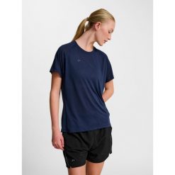 Koszulka damska Newline Beat. Niebieskie bluzki sportowe damskie Newline, bez kołnierzyka, bez ramiączek. Za 142.00 zł.