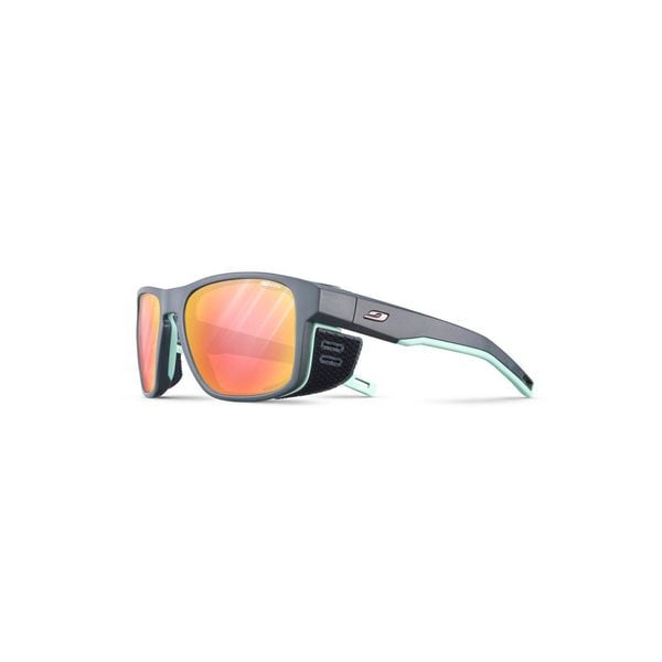 Okulary przeciwsłoneczne JULBO SHIELD M fotochrom szary Glare Control kat. 2>3. Czarne okulary przeciwsłoneczne damskie JULBO, prostokątne. Za 849.00 zł.