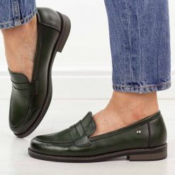 Zielone skórzane mokasyny damskie Vinceza 18131. Zielone mokasyny damskie VINCEZA, z jeansu. W wyprzedaży za 192.72 zł.