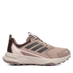 Trekkingi adidas. Brązowe obuwie trekkingowe damskie Adidas. Za 399.99 zł.