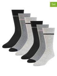 Ted Baker Skarpety (12 par) w kolorze szarym rozmiar: onesize. Szare skarpetki męskie Ted Baker, bez wzorów. Za 56.99 zł.