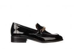 Mokasyny Bayla-157 4185 090-P Czarny Lakier 157030, Skóra naturalna - 39. Czarne mokasyny damskie Bayla, z lakierowanej skóry. W wyprzedaży za 314.10 zł.