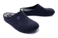 DR. BRINKMANN 320041-05 marine, kapcie/klapki damskie. Niebieskie klapki damskie Dr. Brinkmann, bez wzorów, z materiału, bez obcasa. Za 219.90 zł.