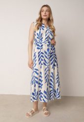 Niebieska Pudełkowa Sukienka Wiskozowa Bez Rękawów z Wiązanym Paskiem Fontalin. Niebieskie sukienki damskie Born2be, do pracy, l, bez wzorów, z tkaniny, biznesowe, bez kołnierzyka, bez ramiączek, maxi, dopasowane. Za 89.99 zł.