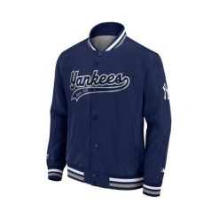 Kurtka New York Yankees. Niebieskie kurtki męskie FANATICS, bez wzorów, sportowe, bez kaptura. W wyprzedaży za 323.00 zł.