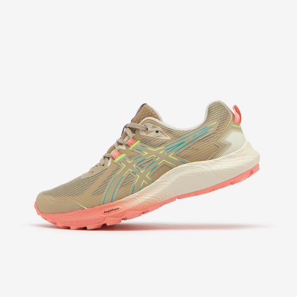 Buty do biegania w terenie damskie ASICS Gel Kanaku 6. Brązowe obuwie do biegania damskie Asics. W wyprzedaży za 269.99 zł.
