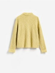 Sweter z wełną - zielony. Zielone swetry klasyczne damskie Reserved, l, z bawełny, bez kołnierzyka. Za 329.99 zł.