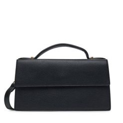 Torebka DeeZee. Czarne torebki klasyczne damskie DeeZee, bez wzorów, bez dodatków. Za 119.99 zł.