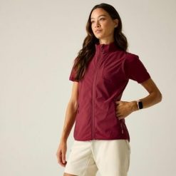 Damska wodoodporna, lekka kamizelka turystyczna Nomadic. Czerwone kamizelki damskie Dare 2b, l, z materiału. W wyprzedaży za 278.00 zł.