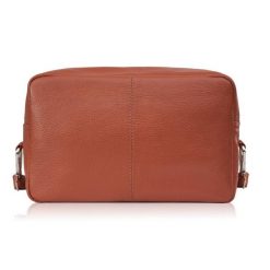 Torebka damska skórzana na ramię koniakowa pojemna Paolo Peruzzi E-30-CG. Torebki klasyczne damskie bez wzorów, z materiału, bez dodatków. Za 129.00 zł.