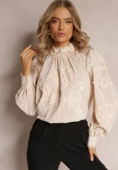 Beżowa Bluzka Ozdobiona Koronką z Półgolfem Esharice. Brązowe bluzki damskie Renee, m, bez wzorów, z koronki, eleganckie, bez kołnierzyka, bez ramiączek. Za 129.99 zł.