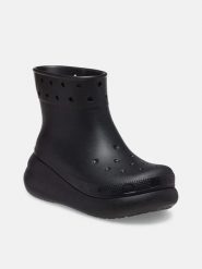 Crocs Kalosze "Classic Crush Rain" w kolorze czarnym rozmiar: 38/39. Czarne kalosze damskie Crocs, bez wzorów. Za 177.32 zł.