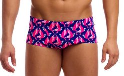 Kąpielówki Funky Trunks Ho Hum - trunki męskie. Brązowe kąpielówki męskie FUNKY TRUNKS, l, bez wzorów, z poliesteru, do pływania. Za 159.00 zł.