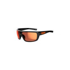 Okulary przeciwsłoneczne turystyczne MH530 KATEGORIA 3. Czarne okulary przeciwsłoneczne damskie QUECHUA, z poliamidu. Za 59.99 zł.