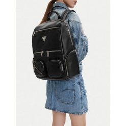 Plecak Guess Jeans. Czarne plecaki damskie Guess Jeans, z aplikacjami, z jeansu, sportowe. Za 299.99 zł.
