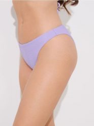 Dół od bikini brazilian - fioletowy. Fioletowe bikini damskie Sinsay, bez wzorów. W wyprzedaży za 15.99 zł.