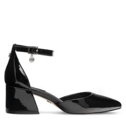 Czółenka Nine West. Czarne czółenka damskie Nine West, bez wzorów, bez obcasa. Za 159.99 zł.