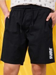 Szorty o kroju jogger - czarny. Czarne szorty męskie Sinsay, bez kołnierzyka. W wyprzedaży za 29.99 zł.