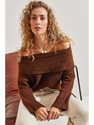 Bianco Lucci Sweter w kolorze brązowym rozmiar: onesize. Brązowe swetry klasyczne damskie Bianco Lucci, bez kołnierzyka. Za 86.99 zł.