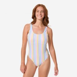 Kostium kąpielowy jednoczęściowy surfingowy damski Decathlon Aurely. Białe stroje jednoczęściowe damskie OLAIAN, bez wzorów. Za 69.99 zł.