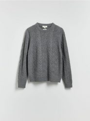 Wełniany sweter z warkoczowym splotem - ciemnoszary. Szare swetry męskie Reserved, l, bez wzorów, z dzianiny, bez kołnierzyka. Za 239.99 zł.