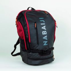 Plecak pływacki Nabaiji 900 40 l. Czarne plecaki damskie NABAIJI, bez wzorów. Za 149.99 zł.