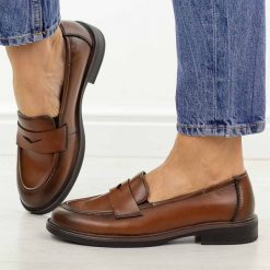 Brązowe skórzane mokasyny damskie Vinceza 39984. Brązowe mokasyny damskie VINCEZA, z jeansu. Za 219.00 zł.