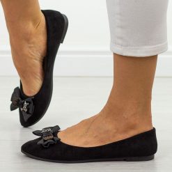 Czarne zamszowe baleriny damskie Potocki 23310. Czarne baleriny damskie POTOCKI, bez wzorów, z jeansu, bez obcasa, na płaskiej podeszwie. Za 99.00 zł.