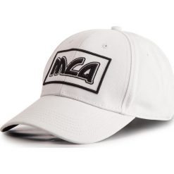 Czapka z daszkiem MCQ ALEXANDER MCQUEEN - Baseball Cap 501183 RGC30 9061 White/Black. Białe czapki męskie MCQ Alexander McQueen, bez wzorów, z bawełny. W wyprzedaży za 259.00 zł.